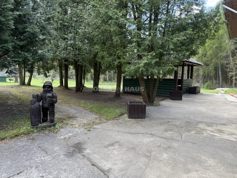 Parduodamas namas Kryžbarko k., Kelmės r. sav., 377.07 m2 ploto, 2 aukštai 6