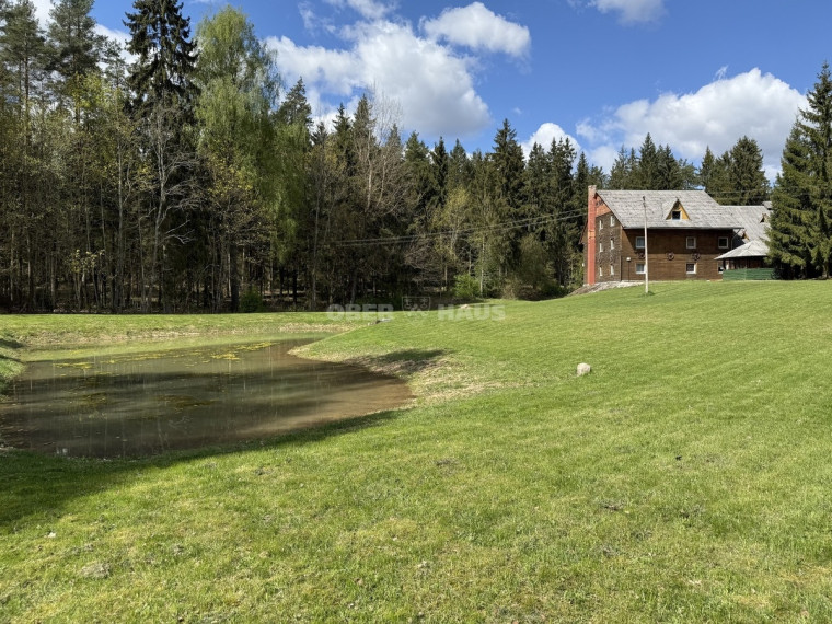 Parduodamas namas Kryžbarko k., Kelmės r. sav., 377.07 m2 ploto, 2 aukštai 8