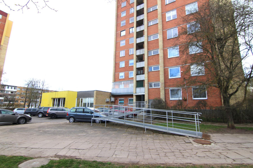 Parduodamas butas Gvazdikų tak., Lieporiai, Šiaulių m., Šiaulių m. sav., 65.43 m² ploto 3 kambariai 28