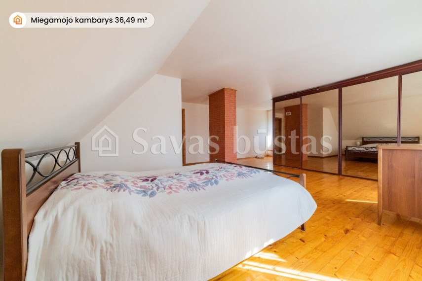 Parduodamas namas Žemkalnio g., Šiaulių m., Šiaulių m. sav., 202.96 m2 ploto, 1 aukštai 20