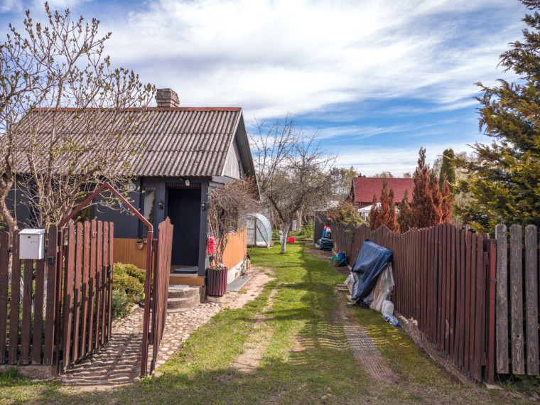 Parduodamas namas Kaštonų g., Valų k., Trakų r. sav., 20 m2 ploto, 1 aukštai 8