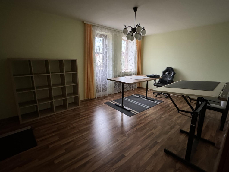 Parduodamas namas Vaidilutės skg., Molainių k., Panevėžio r. sav., 254.63 m² ploto 8 kambariai 8