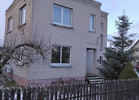 Parduodamas namas Juodkiškio g., Kėdainių m., Kėdainių r. sav., 175.00 m² ploto 5 kambariai Parduodamas namas Juodkiškio g., Kėdainių m., Kėdainių r. sav., 175.00 m² ploto 5 kambariai
