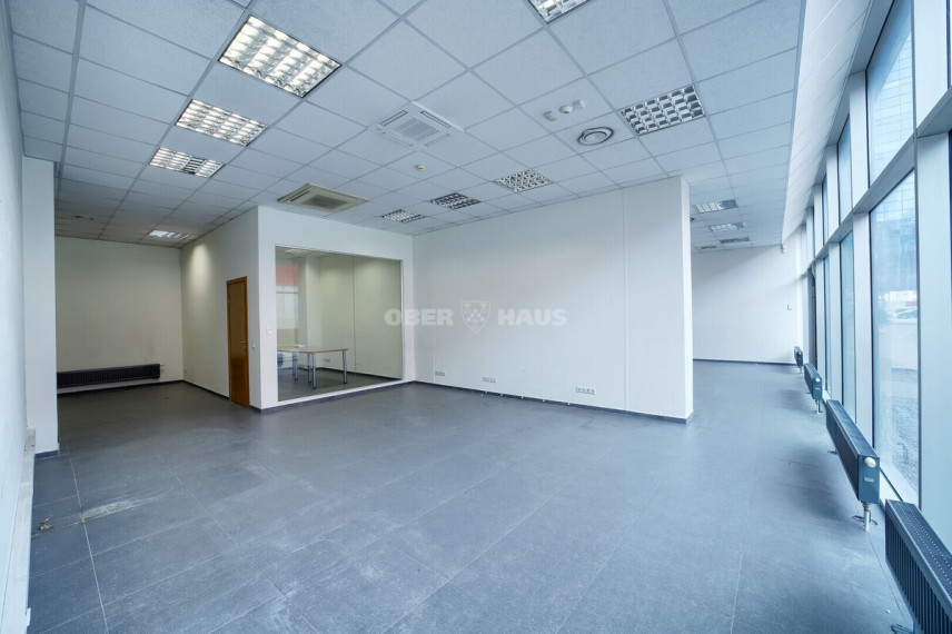 Nuomojamos administracinės, kitos paskirties patalpos Ukmergės g., Fabijoniškės, Vilniaus m., Vilniaus m. sav., 142.1 m2 ploto 3