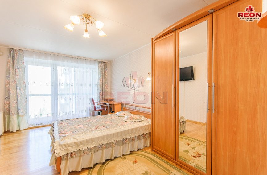 Nuomojamas butas Loretos Asanavičiūtės g., Karoliniškės, Vilniaus m., Vilniaus m. sav., 91 m2 ploto, 3 kambariai 6