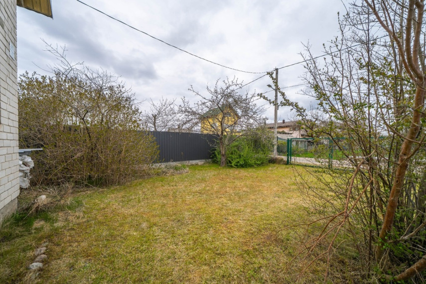 Parduodamas namas Kryžiokų Sodų 8-oji g., Vilniaus m., Vilniaus m. sav., 55.7 m2 ploto, 1 aukštai 16