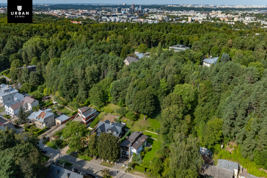 Parduodamas namas Filaretų g., Filaretuose, Vilniuje, 282.72 kv.m ploto, 2 aukštai 32