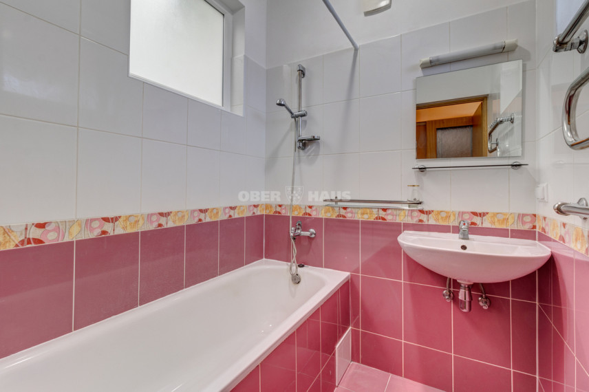 Nuomojamas butas Vokiečių g., Senamiestis, Vilniaus m., Vilniaus m. sav., 40 m2 ploto, 1 kambariai 8