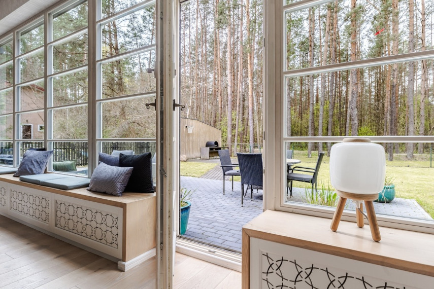Parduodamas namas Turniškių Sodų g., Vilniaus m., Vilniaus m. sav., 284.29 m2 ploto, 2 aukštai 2