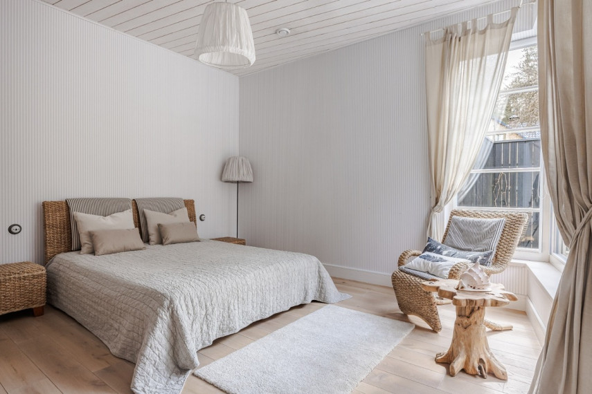 Parduodamas namas Turniškių Sodų g., Vilniaus m., Vilniaus m. sav., 284.29 m2 ploto, 2 aukštai 10