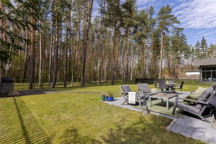 Parduodamas namas Turniškių Sodų g., Vilniaus m., Vilniaus m. sav., 284.29 m2 ploto, 2 aukštai 27