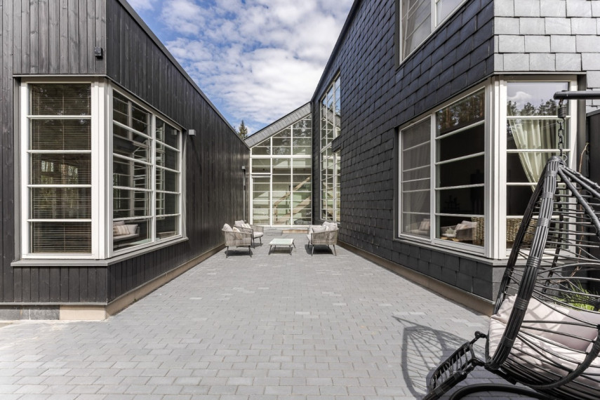 Parduodamas namas Turniškių Sodų g., Vilniaus m., Vilniaus m. sav., 284.29 m2 ploto, 2 aukštai 14