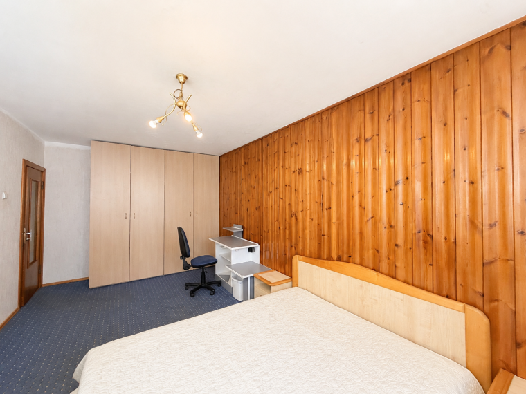 Parduodamas butas Birželio 23-iosios g., Dainava, Kauno m., Kauno m. sav., 62.00 m² ploto 3 kambariai 8