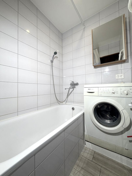 Parduodamas butas Birželio 23-iosios g., Dainava, Kauno m., Kauno m. sav., 62.00 m² ploto 3 kambariai 13