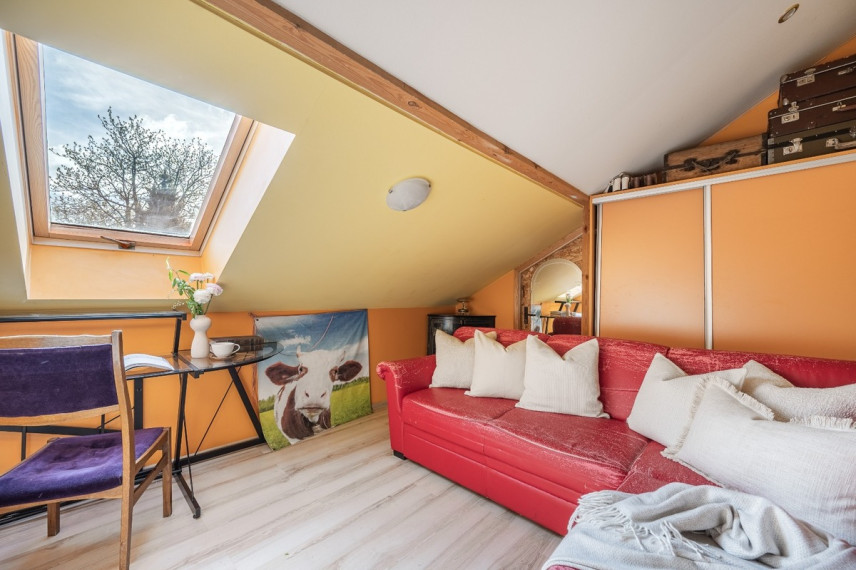 Parduodamas namas Giedraičių g., Vilniaus m., Vilniaus m. sav., 158.62 m2 ploto, 2 aukštai 16