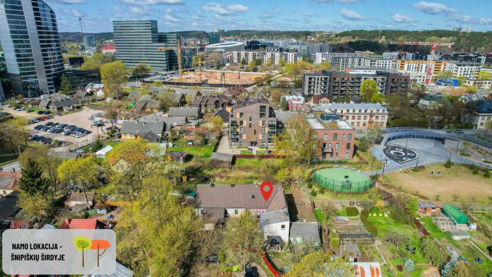 Parduodamas namas Giedraičių g., Vilniaus m., Vilniaus m. sav., 158.62 m2 ploto, 2 aukštai 30