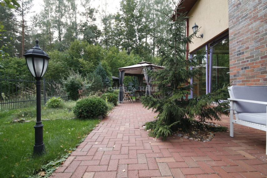 Nuomojamas namas Lauksargio g., Antakalnis, Vilniaus m., Vilniaus m. sav., 307 m2 ploto, 1 aukštai 20