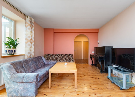Parduodamas namas Tvenkinio g., Kauno m., Kauno m. sav., 314.71 m2 ploto, 2 aukštai