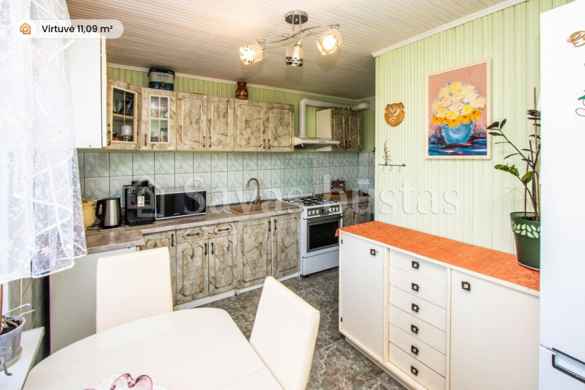 Parduodamas namas Kretingos r. sav., Salantų m., Liepų, 180 m2 ploto,  aukštai 3