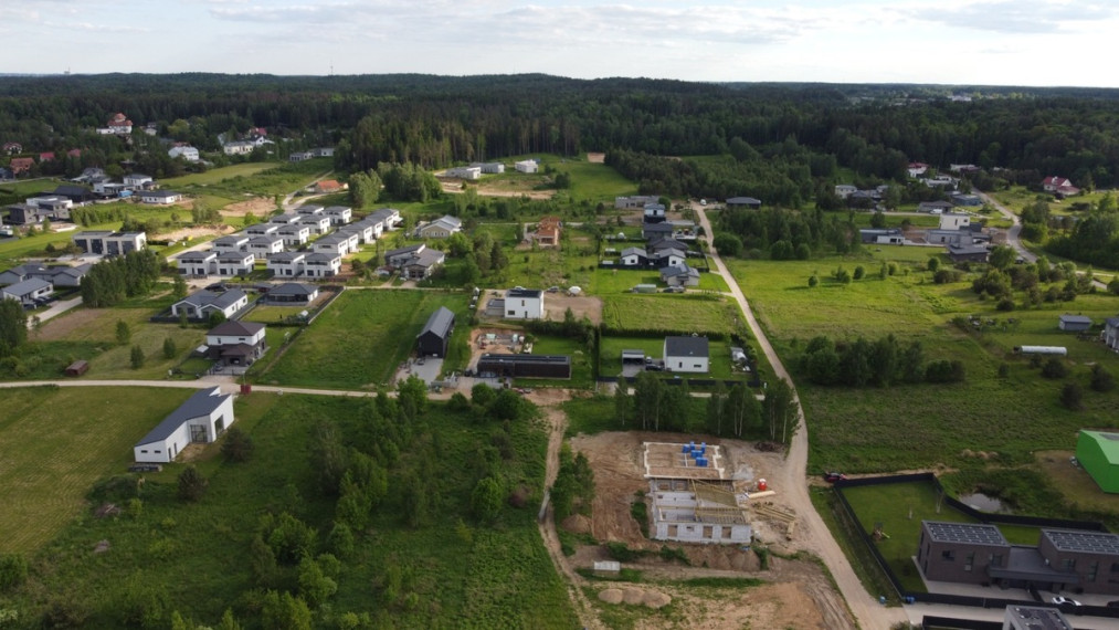 Parduodamas namas Žemoji g., Didžiosios Riešės mstl., Vilniaus r. sav., 114.71 m2 ploto, 1 aukštai 28