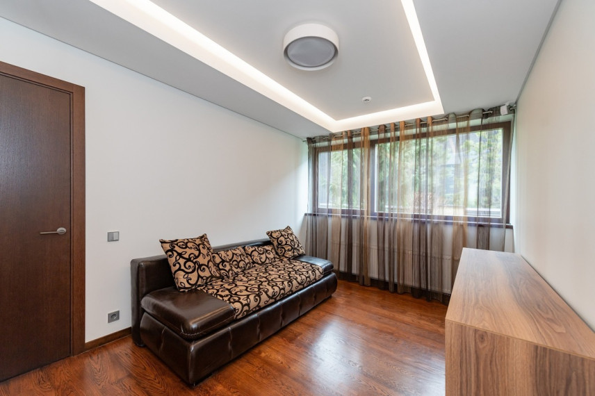 Parduodamas namas Viešios g., Kauno m., Kauno m. sav., 325.67 m2 ploto, 2 aukštai 22