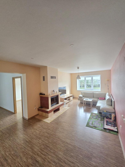 Parduodamas namas Dvaro g., Molainių k., Panevėžio r. sav., 280.80 m² ploto 5 kambariai 11