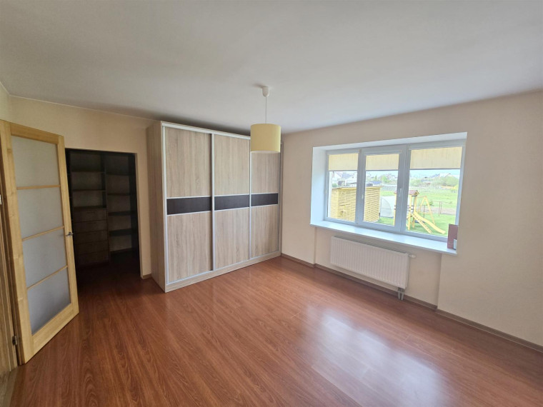Parduodamas namas Dvaro g., Molainių k., Panevėžio r. sav., 280.80 m² ploto 5 kambariai 15