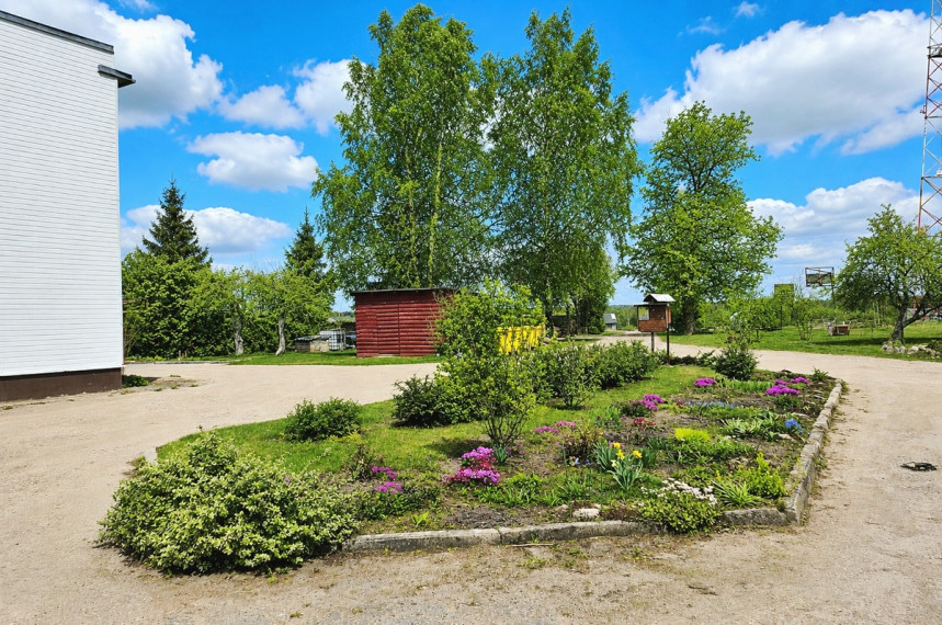 Parduodamas namas Vyturio g., Joneliškių k., Utenos r. sav., 98.48 m2 ploto, 3 aukštai 28