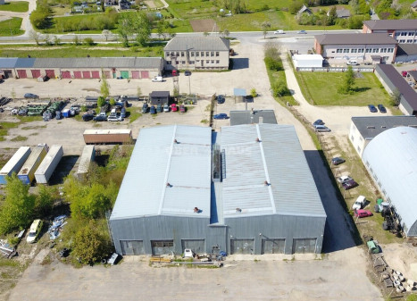Nuomojamos administracinės, gamybinės, kitos paskirties, sandėliavimo patalpos Žemaičių g. , Joniškio m., Joniškio r. sav., 1074.09 m2 ploto Nuomojamos administracinės, gamybinės, kitos paskirties, sandėliavimo patalpos Žemaičių g. , Joniškio m., Joniškio r. sav., 1074.09 m2 ploto