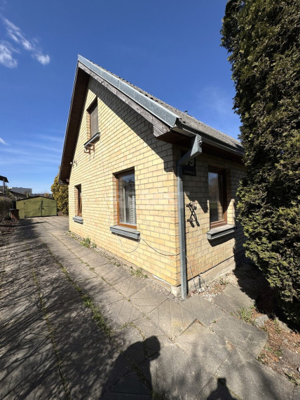 Parduodamas namas Žemaitės g., Centras, Šiaulių m., Šiaulių m. sav., 137.41 m2 ploto, 2 aukštai 3