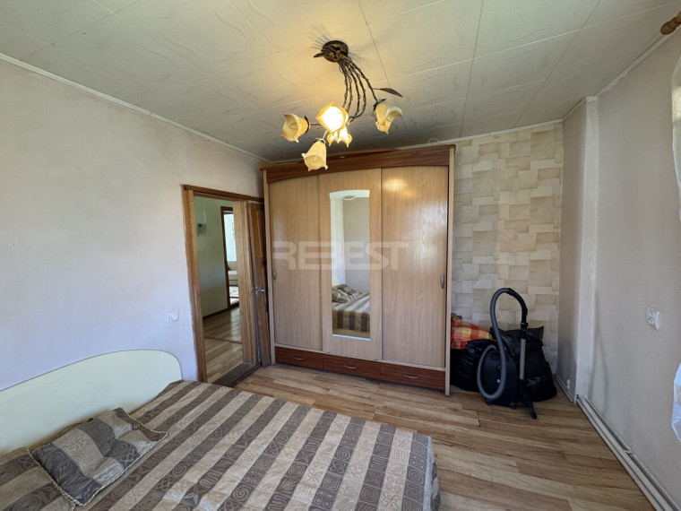 Parduodamas namas Žemaitės g., Centras, Šiaulių m., Šiaulių m. sav., 137.41 m2 ploto, 2 aukštai 14