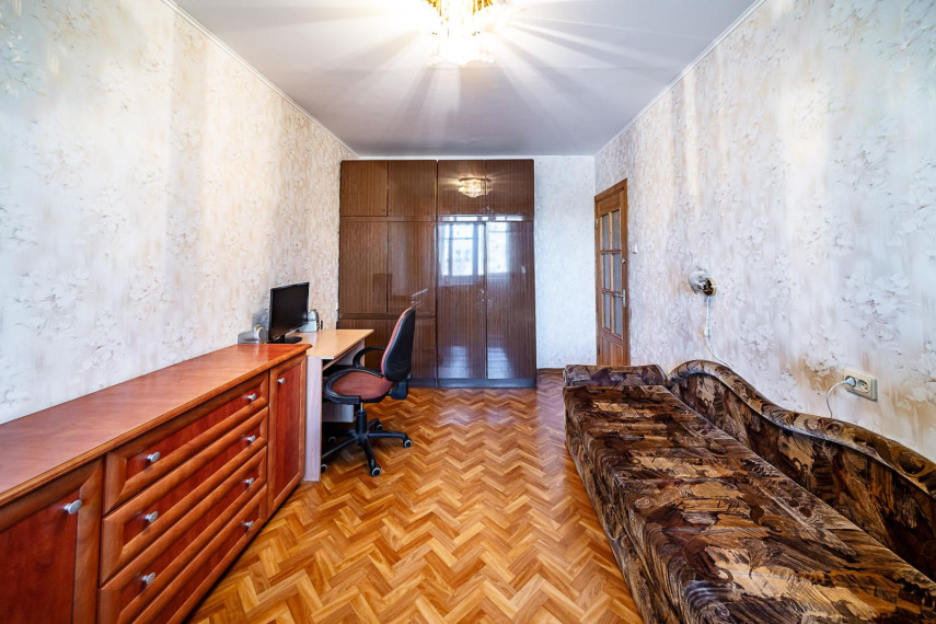 Parduodamas butas Šiaurės pr., Eiguliai, Kauno m., Kauno m. sav., 76.37 m² ploto 4 kambariai 5