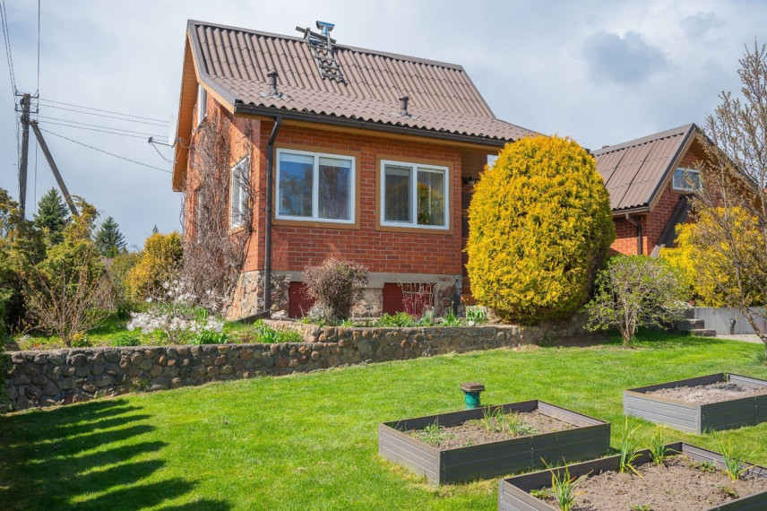 Parduodamas namas Miško g., Rastinėnų k., Vilniaus r. sav., 52.5 m2 ploto, 2 aukštai 1