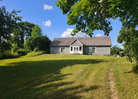 Parduodamas namas Daujočių k., Anykščių r. sav., 115.00 m² ploto 2 kambariai Parduodamas namas Daujočių k., Anykščių r. sav., 115.00 m² ploto 2 kambariai