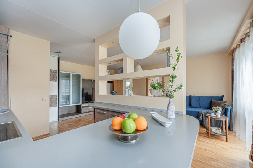 Parduodamas butas Dociškių g., Vilniaus m., Vilniaus m. sav., 53.72 m2 ploto, 2 kambariai 2