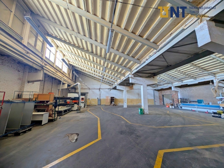 Parduodamos patalpos Bijūnų g., Vilijampolėje, Kaune, 4000 kv.m ploto 8