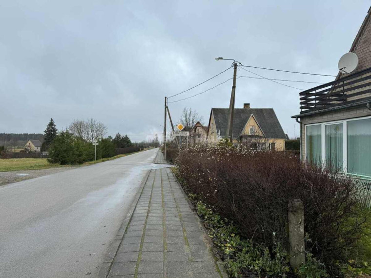 Parduodamas namas Donelaičio g., Kuršėnų m., Šiaulių r. sav., 70 m2 ploto, 2 aukštai 3