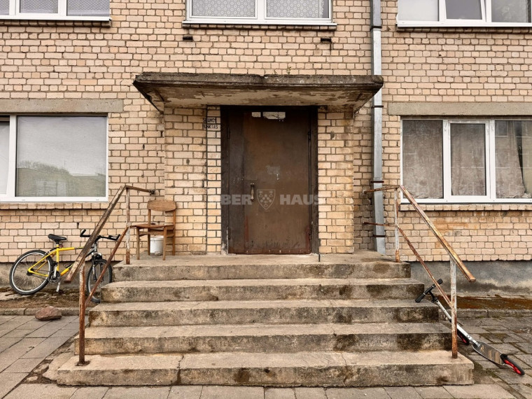 Parduodamas butas Bažnyčios g., Viekšnių m., Mažeikių r. sav., 28 m2 ploto, 2 kambariai 9