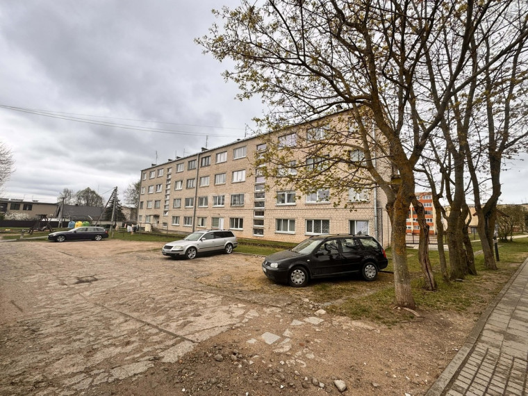 Parduodamas butas Bažnyčios g., Viekšnių m., Mažeikių r. sav., 28 m2 ploto, 2 kambariai 12