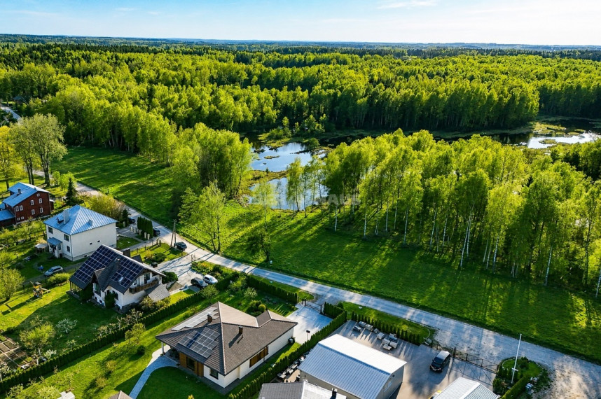 Parduodamas namas Riešutų g., Avižienių mstl., Vilniaus r. sav., 188 m2 ploto, 1 aukštai 3
