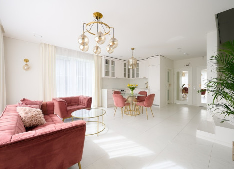 Nuomojamas namas Zeigių g., Karklės k., Klaipėdos r. sav., 92 m2 ploto, 2 aukštai