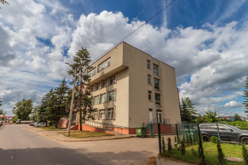 Nuomojamos administracinės, paslaugų, prekybos patalpos R. Kalantos g., Kauno m., Kauno m. sav., 100 m2 ploto 1
