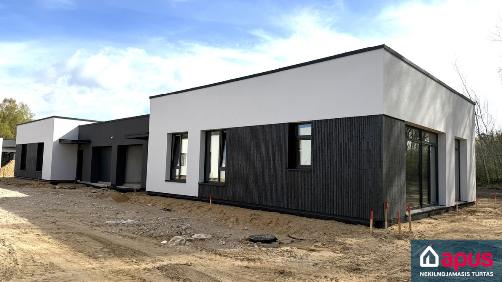 Parduodamas namas Kalvų g., Papiškių k., Vilniaus r. sav., 140 m2 ploto, 1 aukštai 18