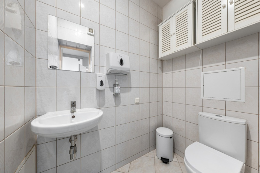 Nuomojamos administracinės, paslaugų, prekybos patalpos Bitėnų g., Vilniaus m., Vilniaus m. sav., 117.2 m2 ploto 18