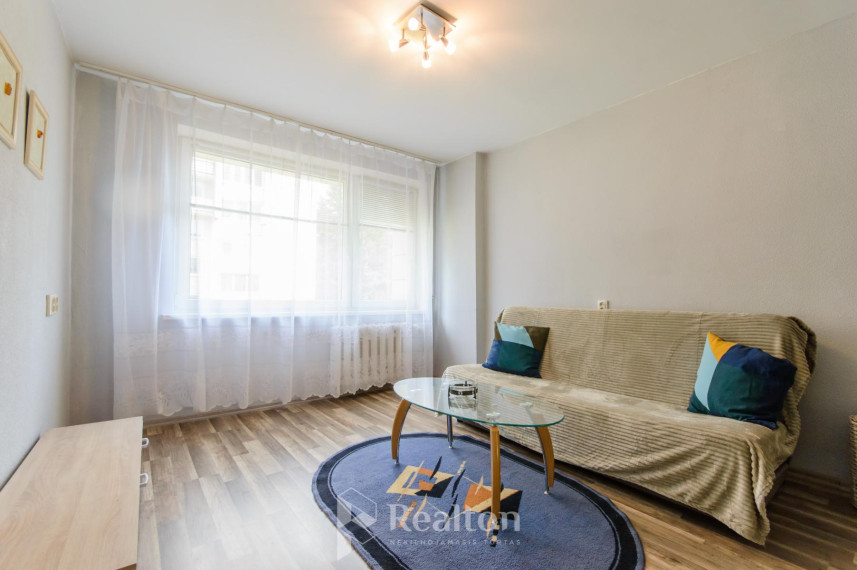 Nuomojamas butas Šiltnamių g., Lazdynai, Vilniaus m., Vilniaus m. sav., 28.00 m² ploto 1 kambarys 1