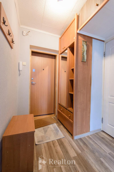 Nuomojamas butas Šiltnamių g., Lazdynai, Vilniaus m., Vilniaus m. sav., 28.00 m² ploto 1 kambarys 8