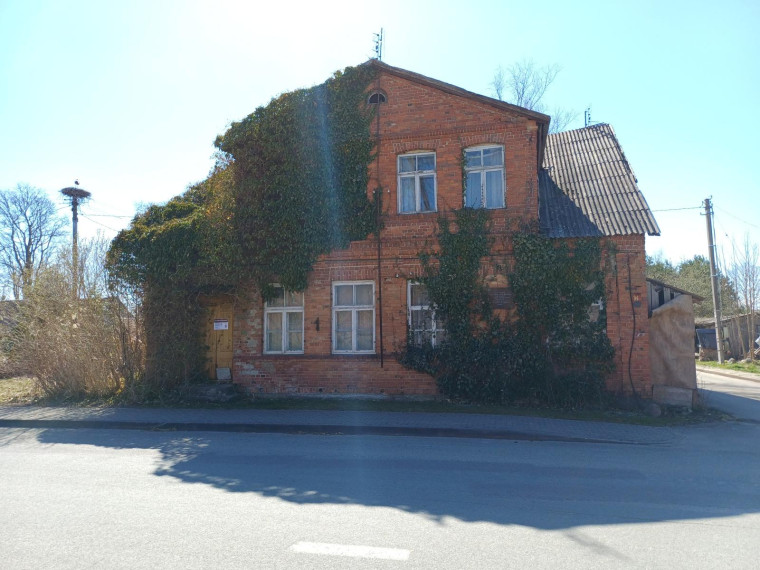 Parduodamas namas Sedos g., Ylakių mstl., Skuodo r. sav., 236.25 m² ploto 8 kambariai 3