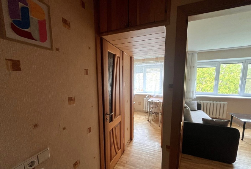 Parduodamas butas Klaipėdos apskritis, Klaipėda, Rumpiškės, Paryžiaus Komunos g., 27 m2 ploto, 1 kambariai 4