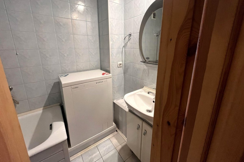 Parduodamas butas Klaipėdos apskritis, Klaipėda, Rumpiškės, Paryžiaus Komunos g., 27 m2 ploto, 1 kambariai 7
