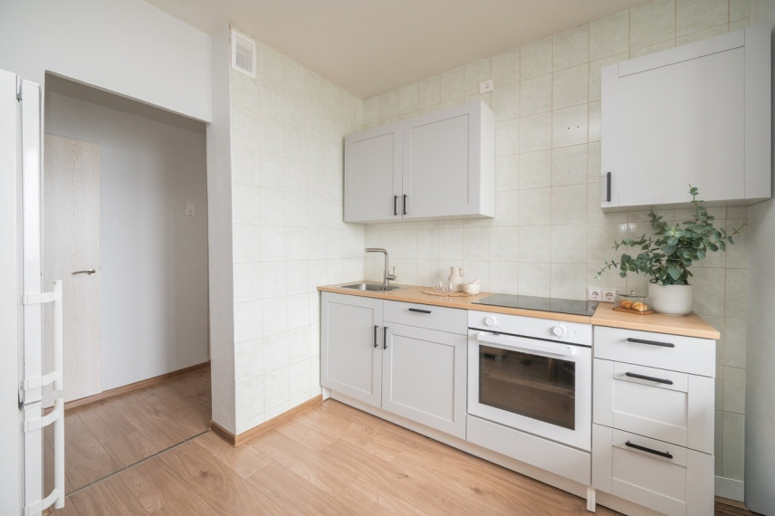 Parduodamas butas Vilniaus m. sav., Vilniaus m., Justiniškės, Taikos, 36.24 m2 ploto, 1 kambariai 17